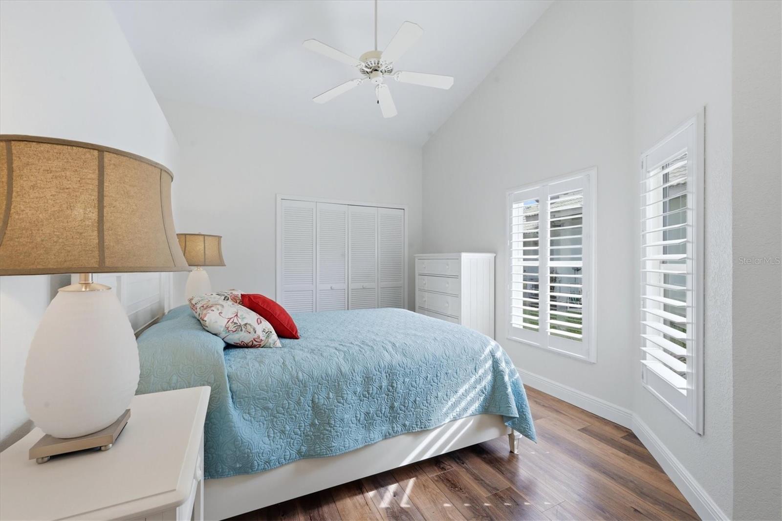 RIVERWOOD - Residential