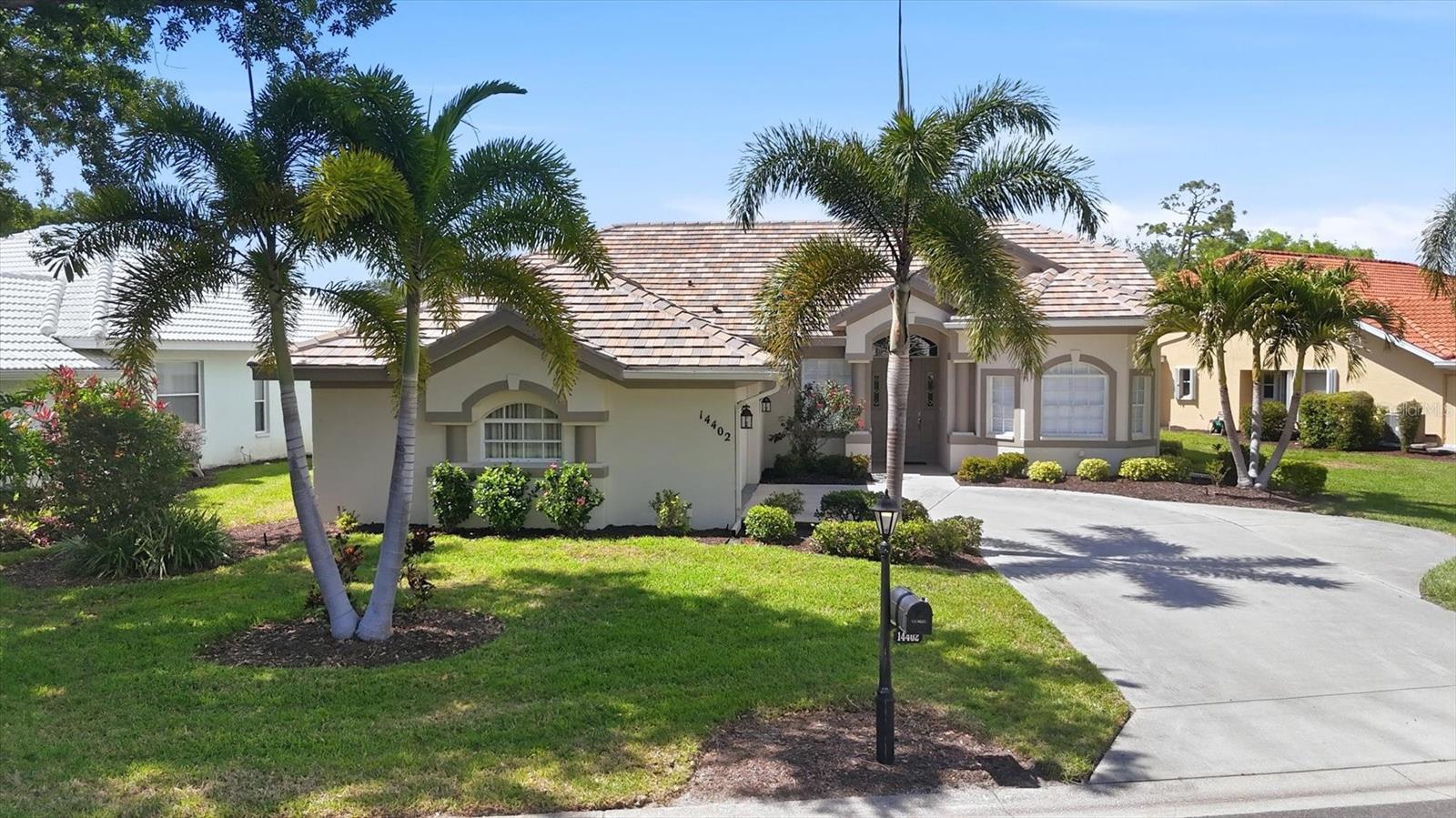 RIVERWOOD - Residential