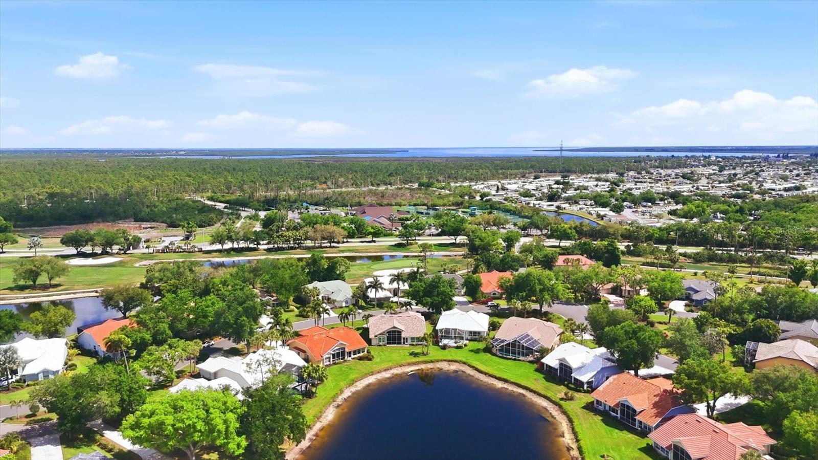 RIVERWOOD - Residential