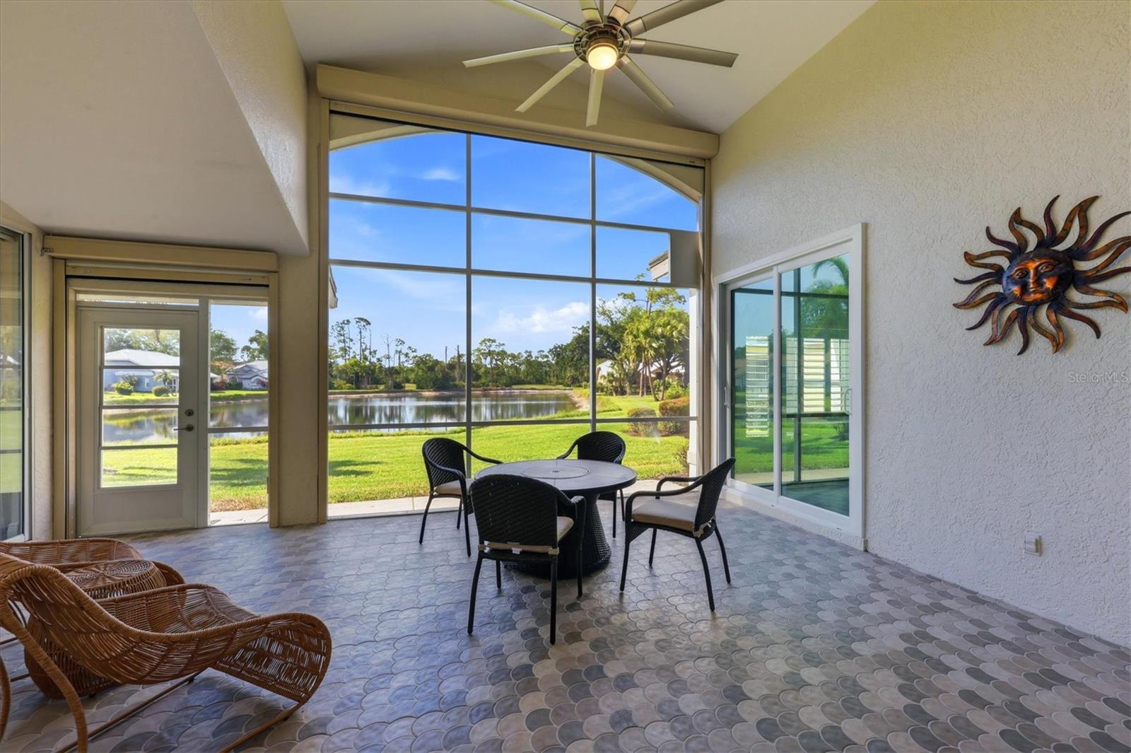 RIVERWOOD - Residential