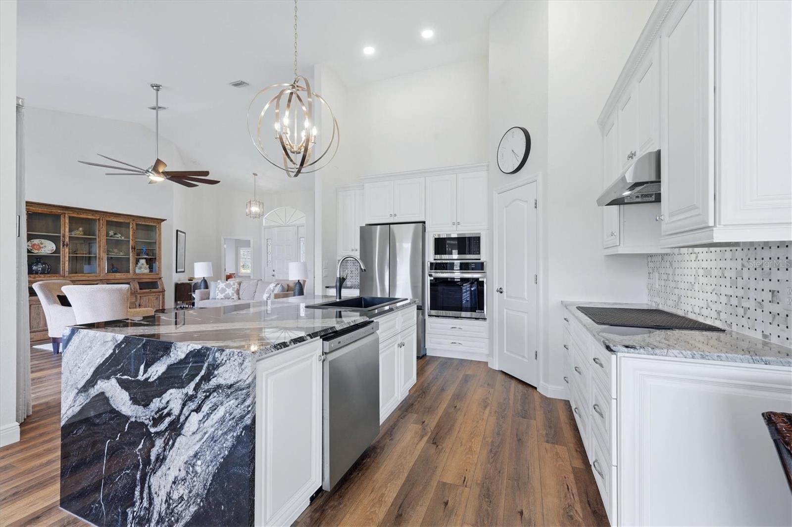 RIVERWOOD - Residential