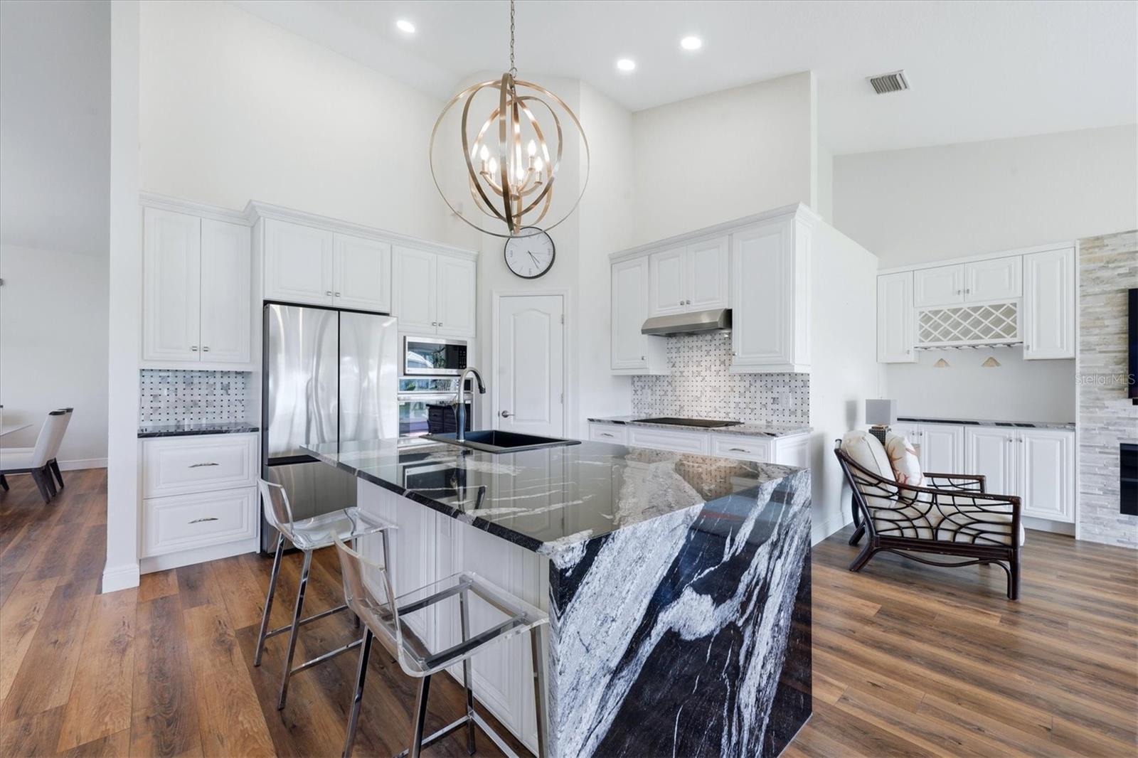 RIVERWOOD - Residential