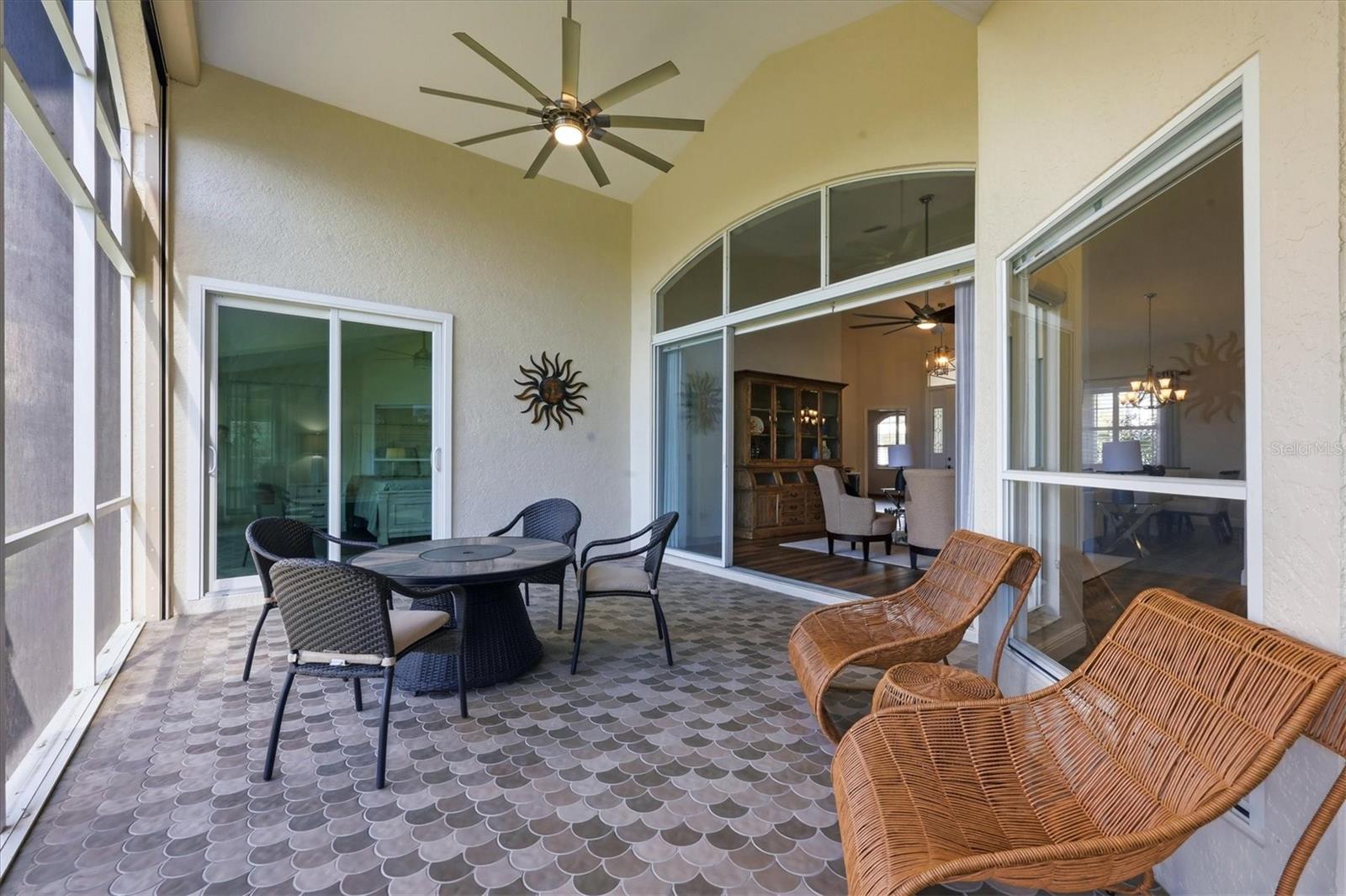 RIVERWOOD - Residential