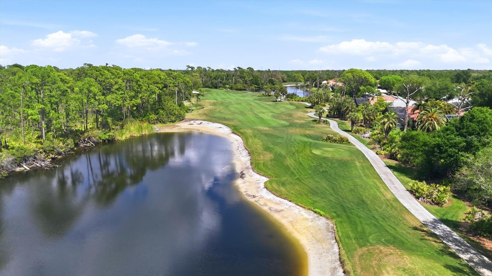 RIVERWOOD - Residential