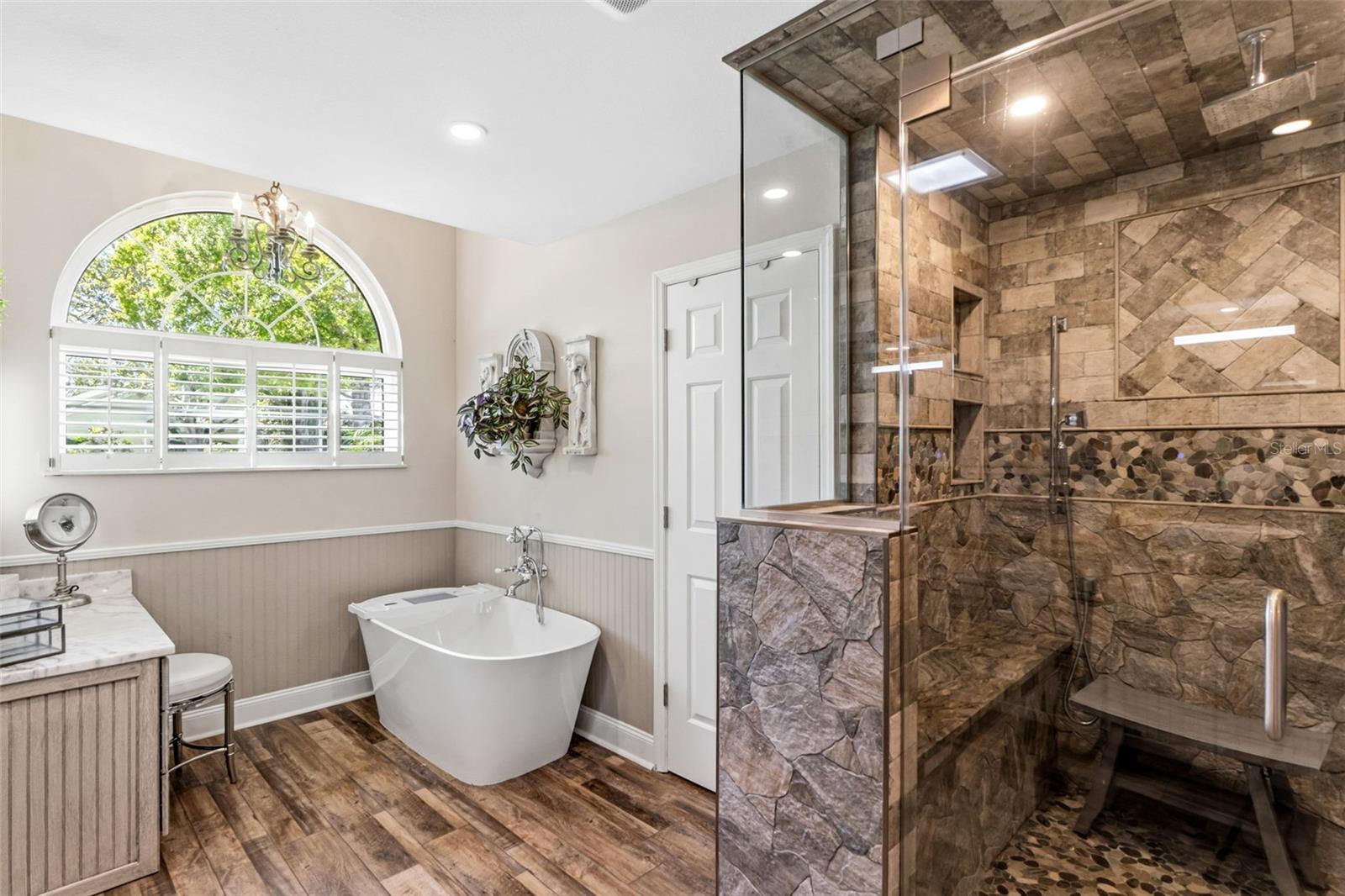 DEER CREEK - Residential