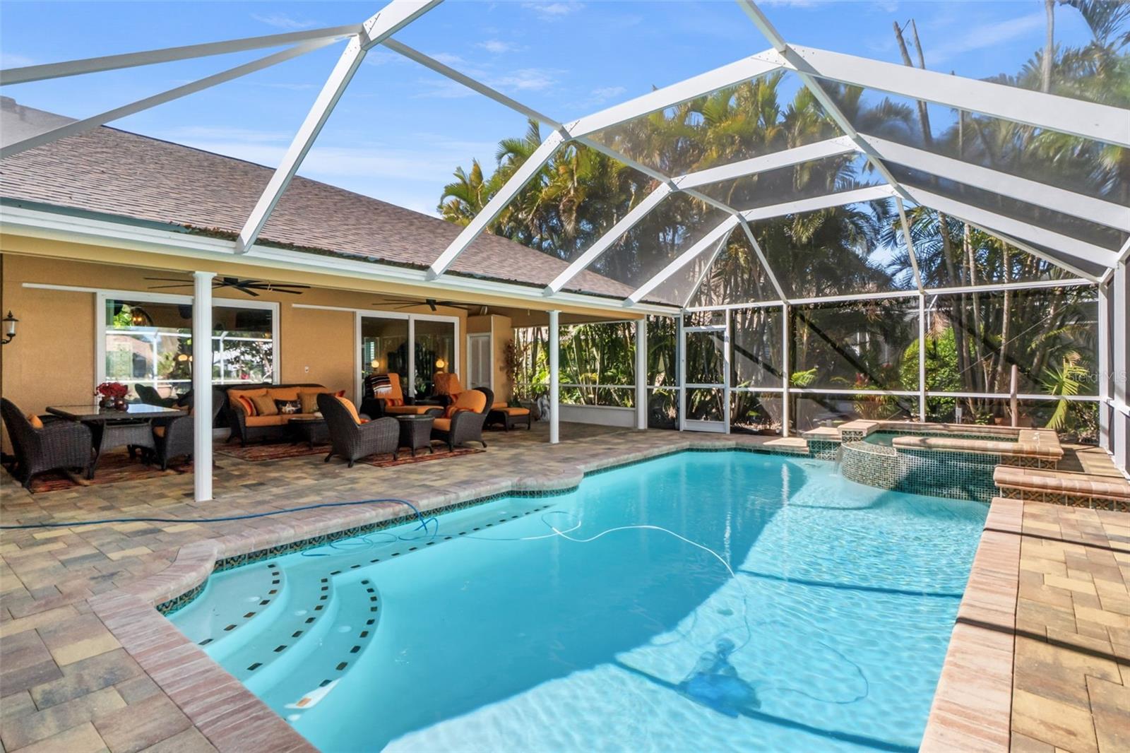 DEER CREEK - Residential