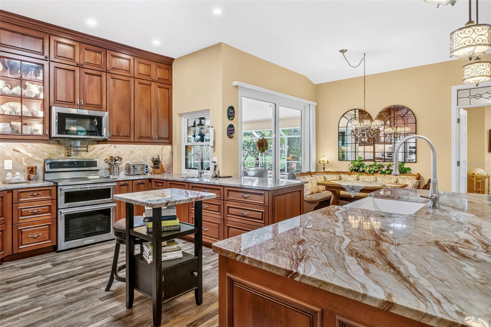 DEER CREEK - Residential