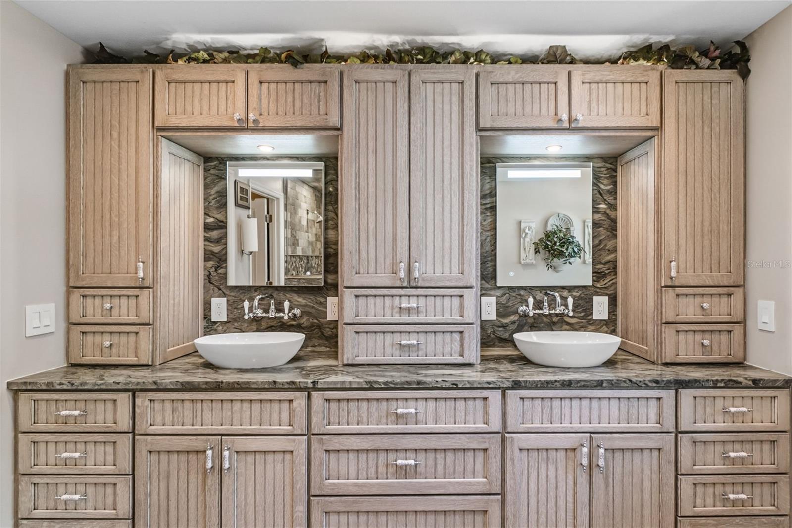 DEER CREEK - Residential