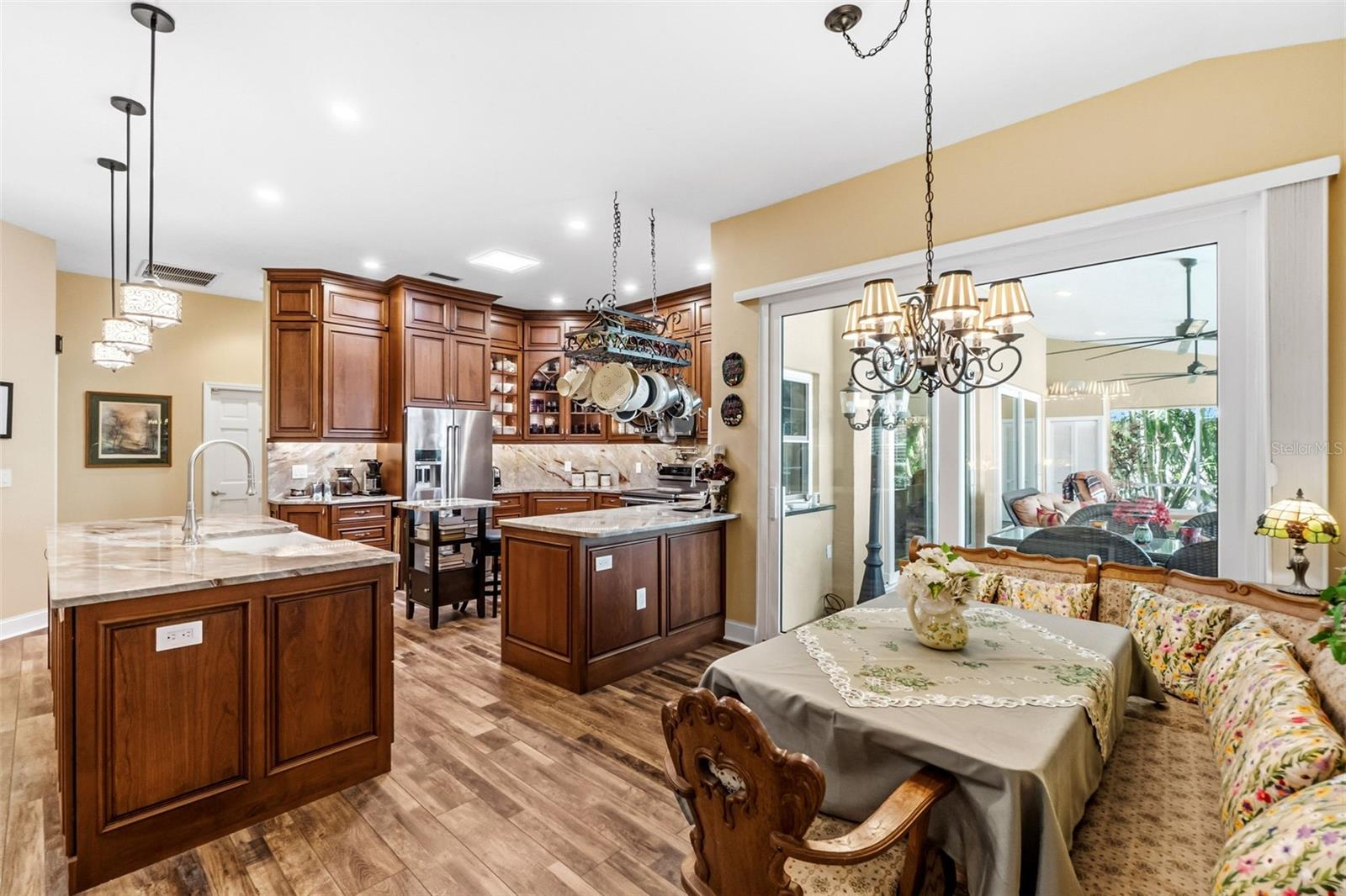 DEER CREEK - Residential