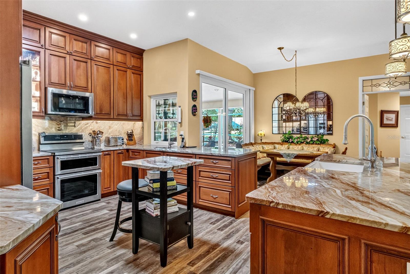 DEER CREEK - Residential