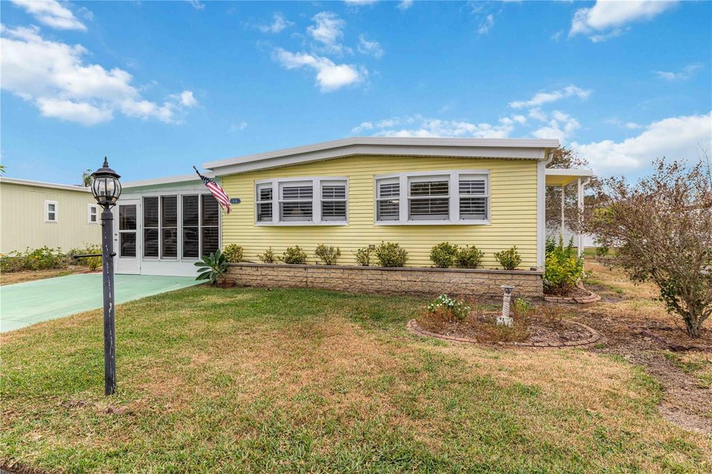 Photo of 5316 53 Avenue E #I5, Bradenton, FL 34203 (MLS # A4671381)