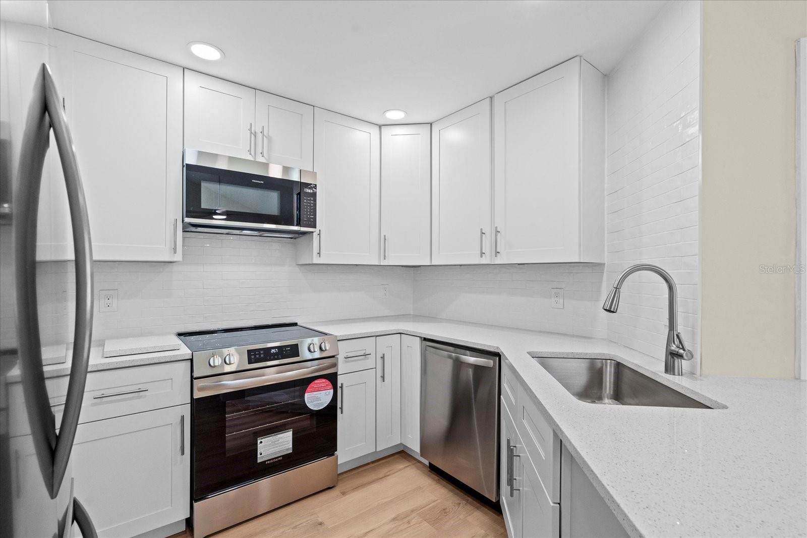 881 WINDOVER COURT 50