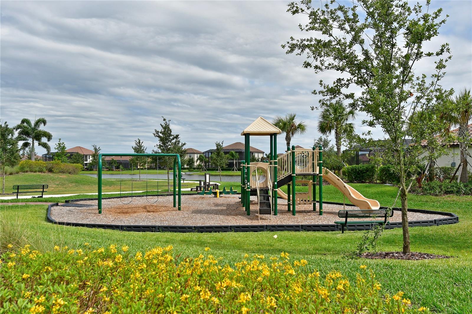 BRIDGEWATER PH II AT LAKEWOOD RANCH - Residential Lease