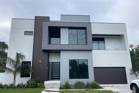 4426 W EUCLID AVENUE TAMPA FL 33629