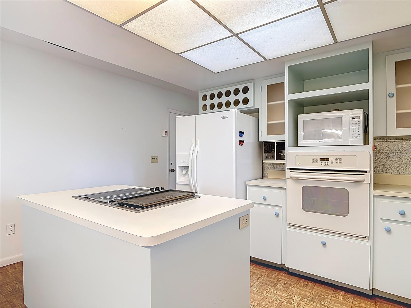 SUGAR MILL COUNTRY CLUB & ESTATES - Residential