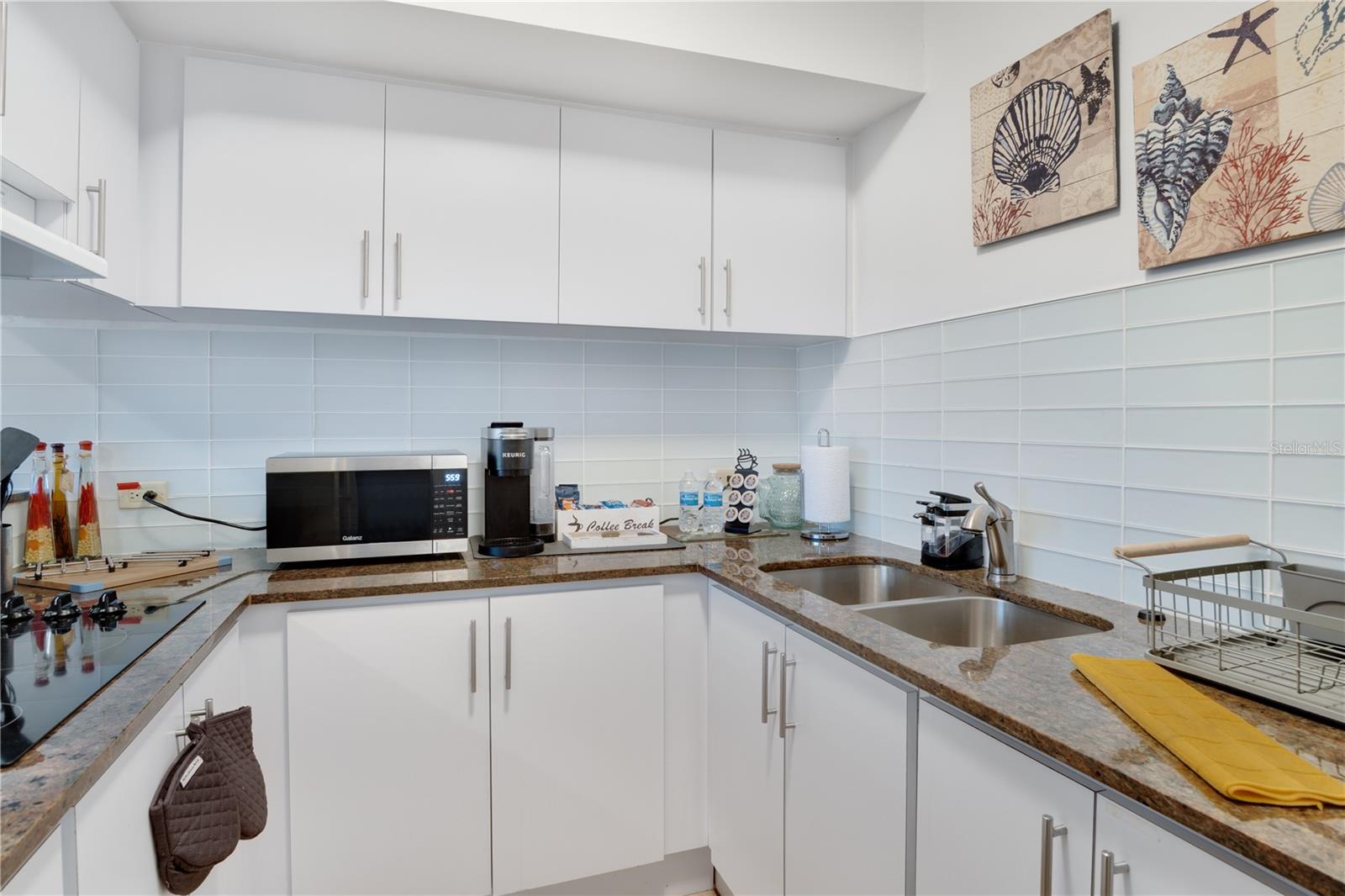 BEACH VILLAGE - Residential Lease