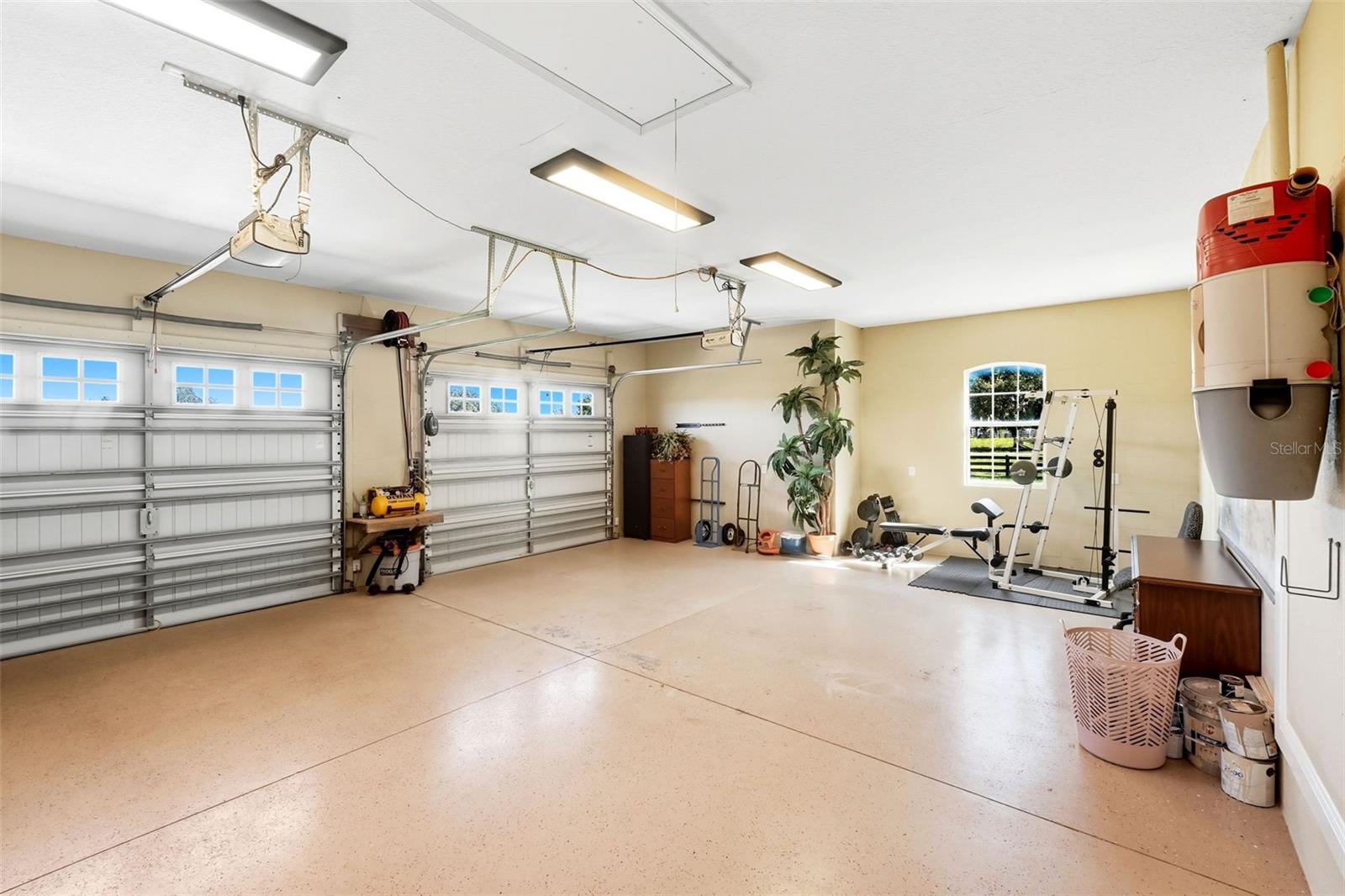 OAKRIDGE - Residential