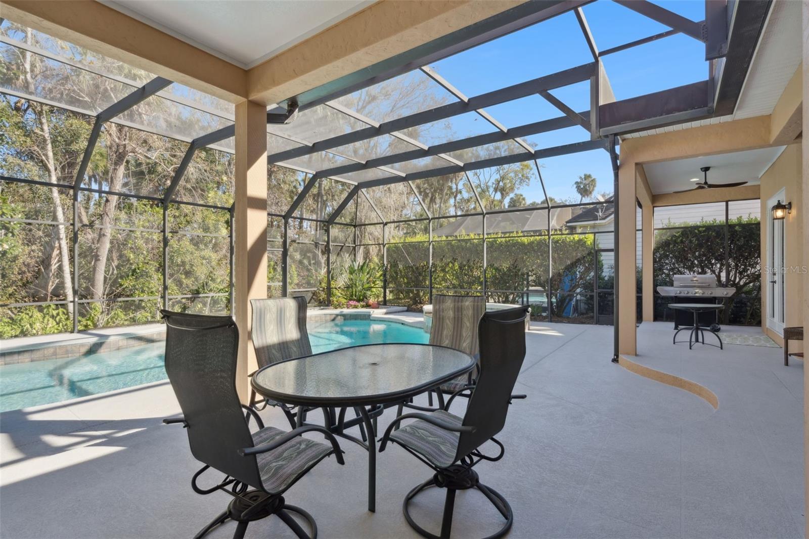 CELEBRATION EAST VILLAGE UN 03 - Residential