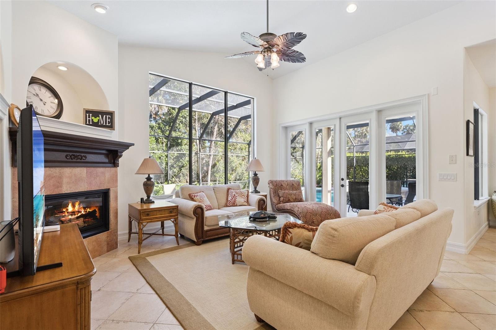 CELEBRATION EAST VILLAGE UN 03 - Residential