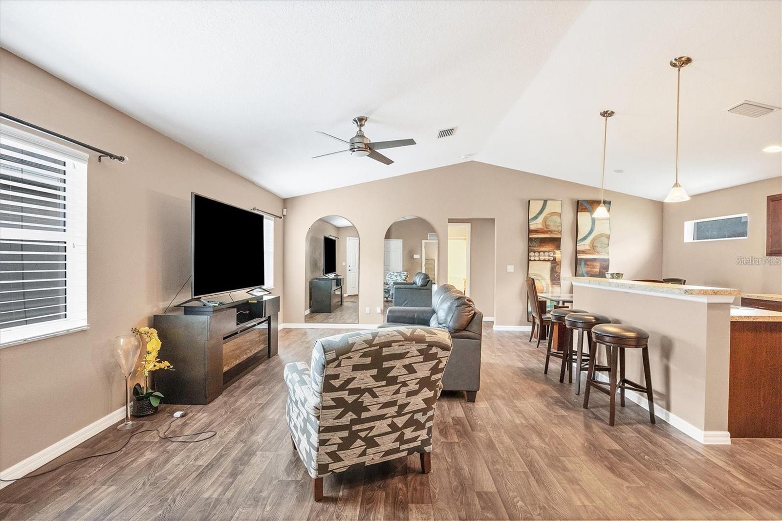 CORTEZ LANDINGS - Residential