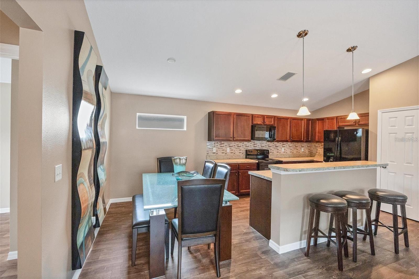 CORTEZ LANDINGS - Residential