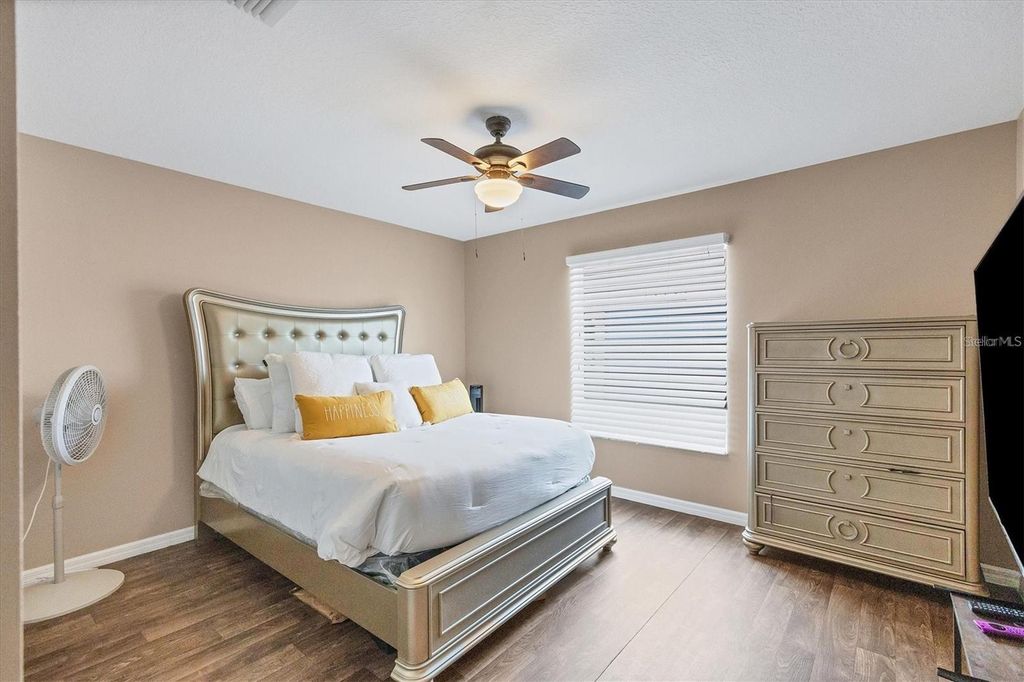 Photo of 4032 11th Street E, Bradenton, FL 34208 (MLS # A4668103)
