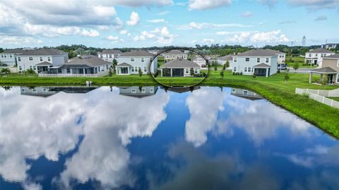 A home in WIMAUMA