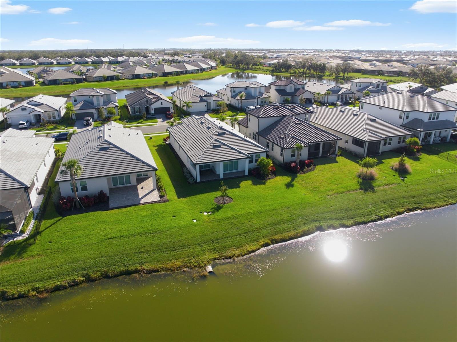 SWEETWATER/LAKEWOOD RANCH PH I - Residential