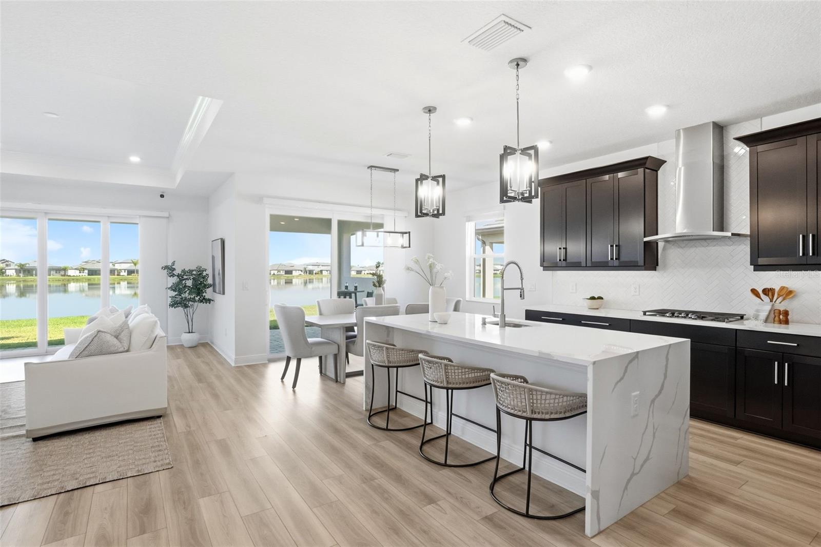 SWEETWATER/LAKEWOOD RANCH PH I - Residential