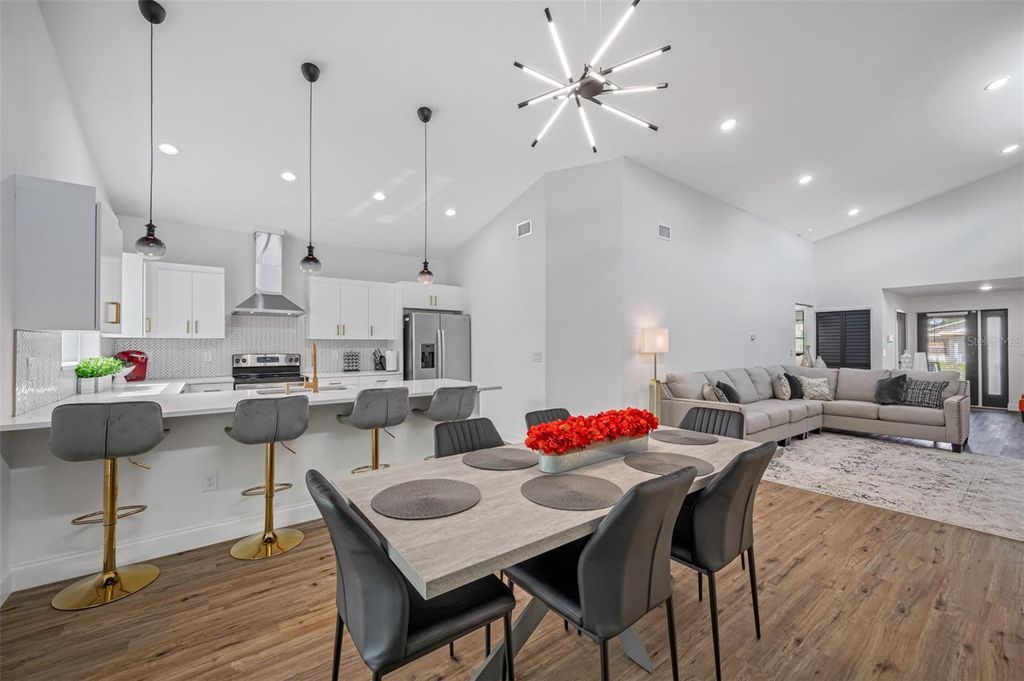 Photo of 3717 E Clifton Street, Tampa, FL 33610 (MLS # TB8408829)