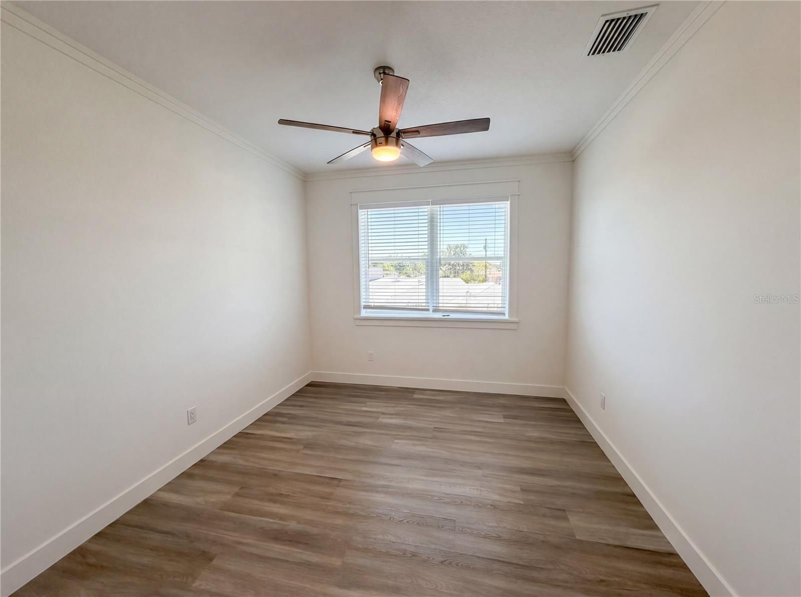 HARBOR VIEW VILLAS 1ST ADD - Residential