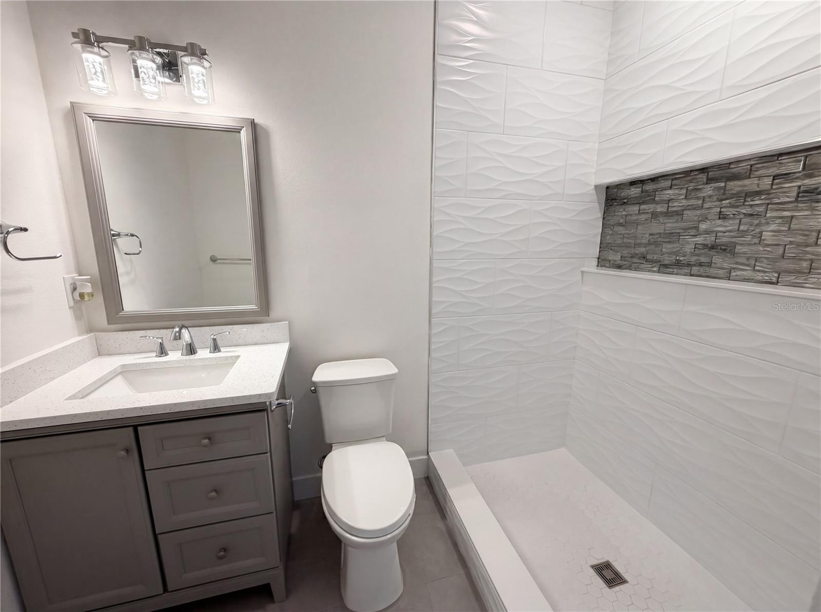 HARBOR VIEW VILLAS 1ST ADD - Residential