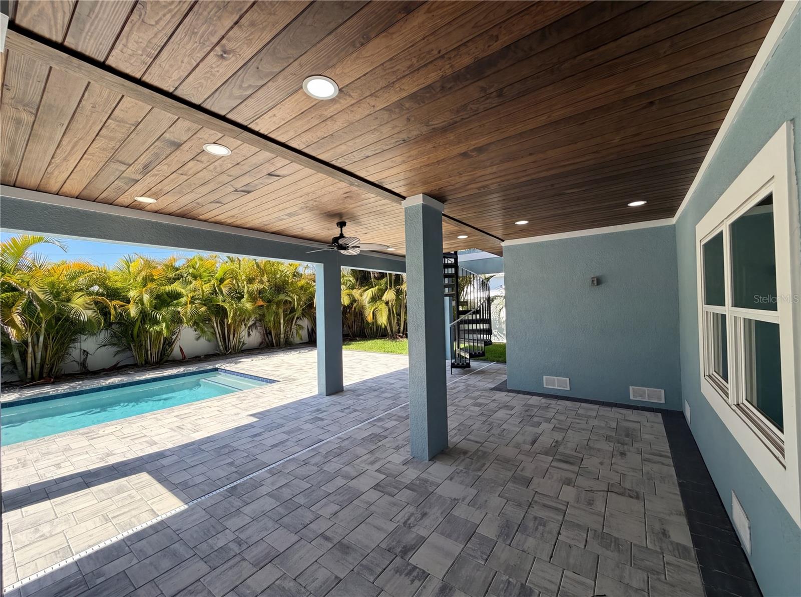 HARBOR VIEW VILLAS 1ST ADD - Residential
