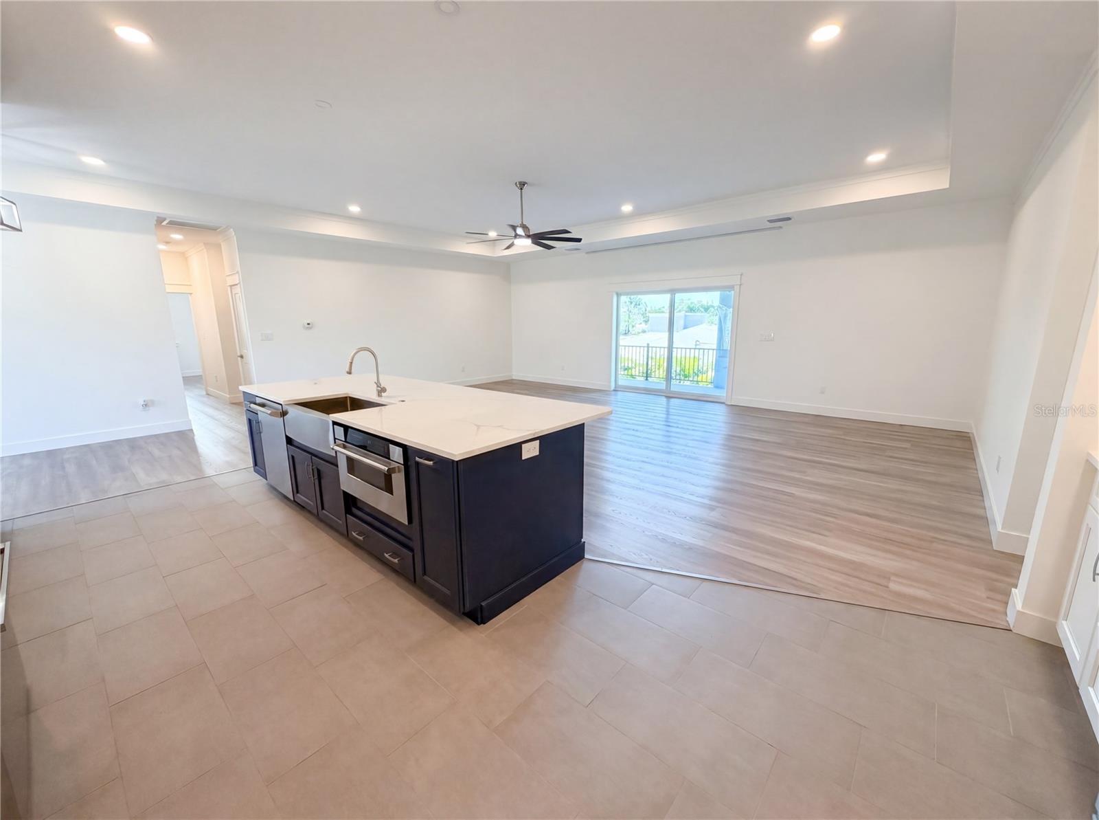 HARBOR VIEW VILLAS 1ST ADD - Residential