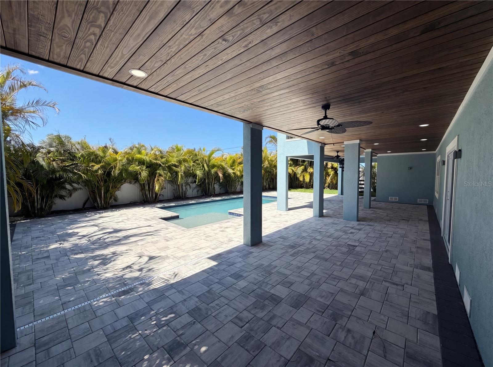 HARBOR VIEW VILLAS 1ST ADD - Residential
