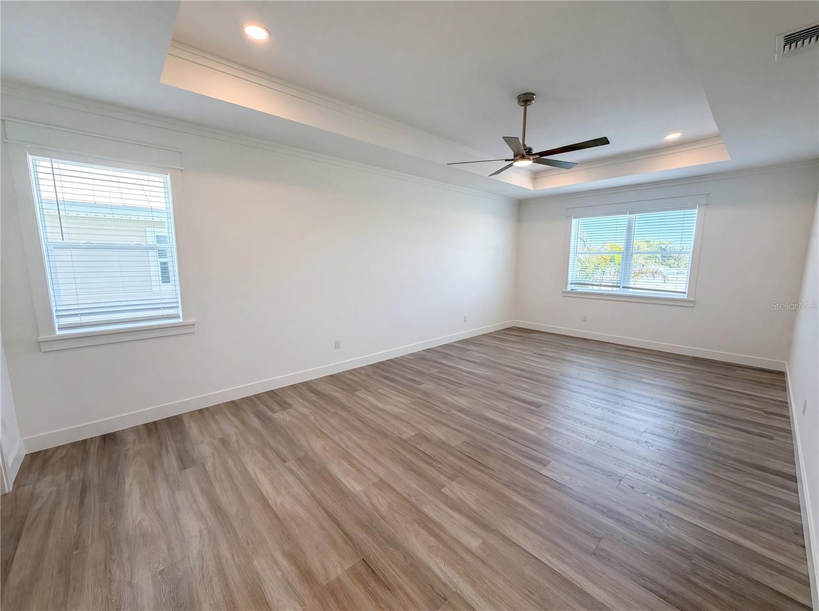 HARBOR VIEW VILLAS 1ST ADD - Residential