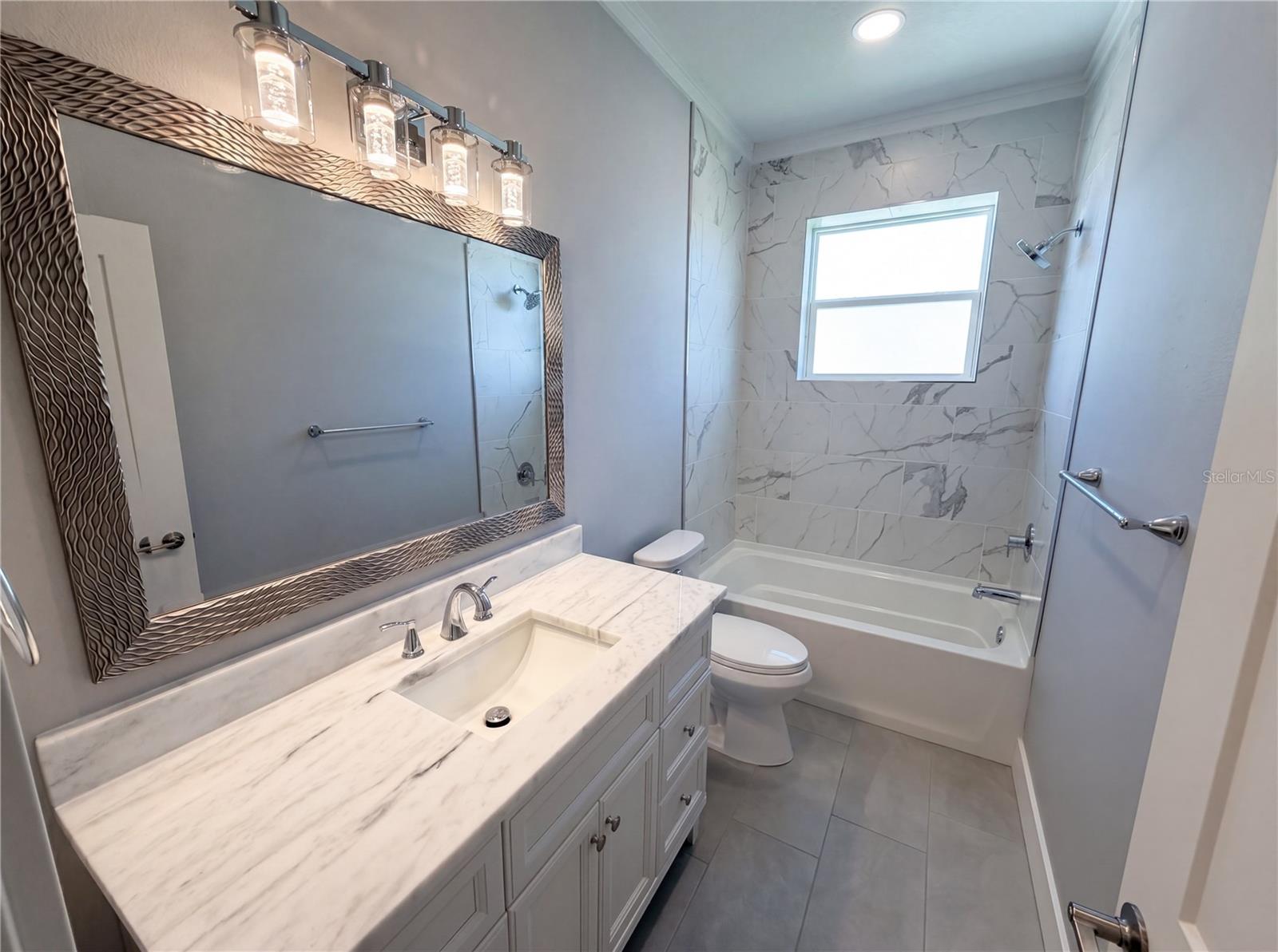HARBOR VIEW VILLAS 1ST ADD - Residential