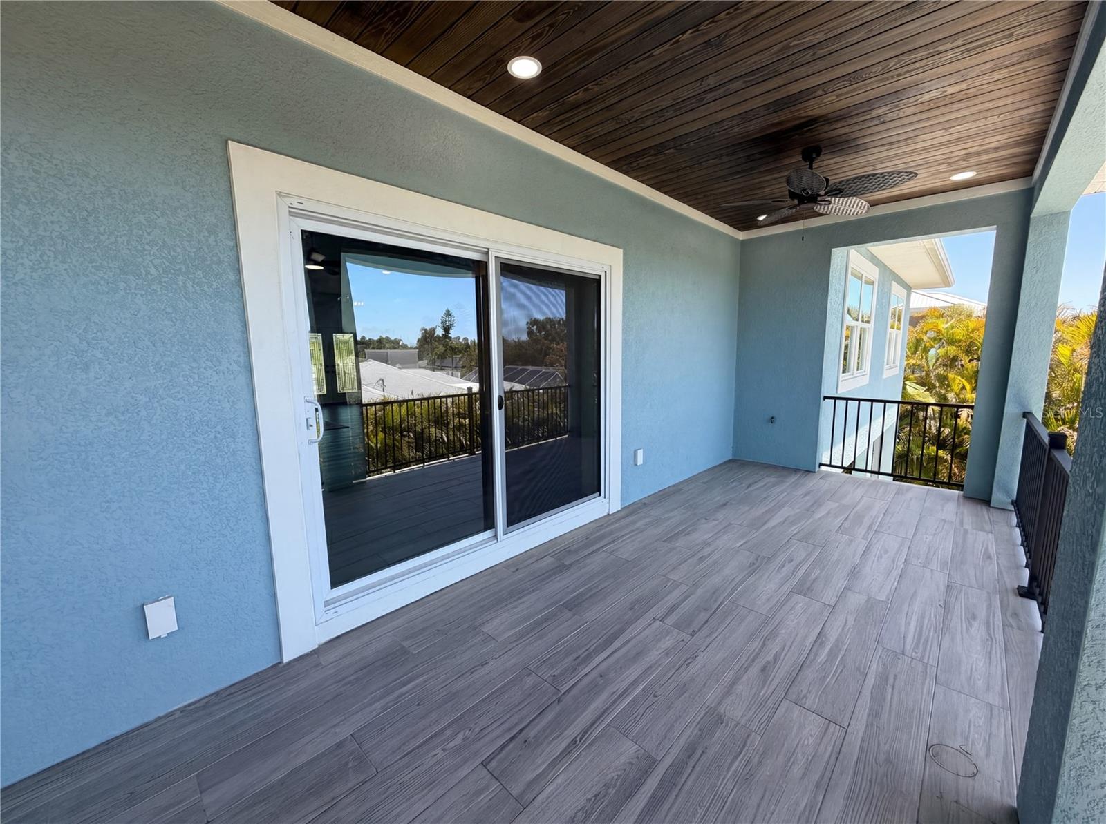 HARBOR VIEW VILLAS 1ST ADD - Residential