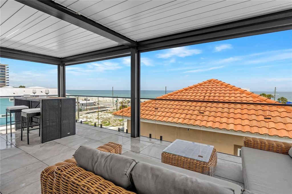 Photo of 30 80th Avenue, Treasure Island, FL 33706 (MLS # TB8511151)