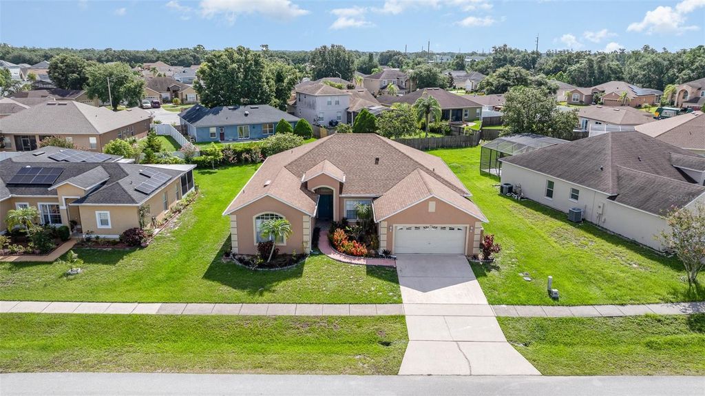 Photo of 462 Peppermill Circle, Kissimmee, FL 34758 (MLS # S5142917)