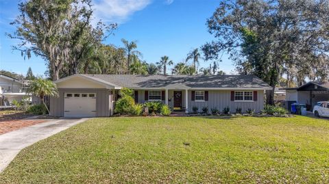Photo of 2722 Collins Avenue, Lakeland, FL 33803 (MLS # L4958964)