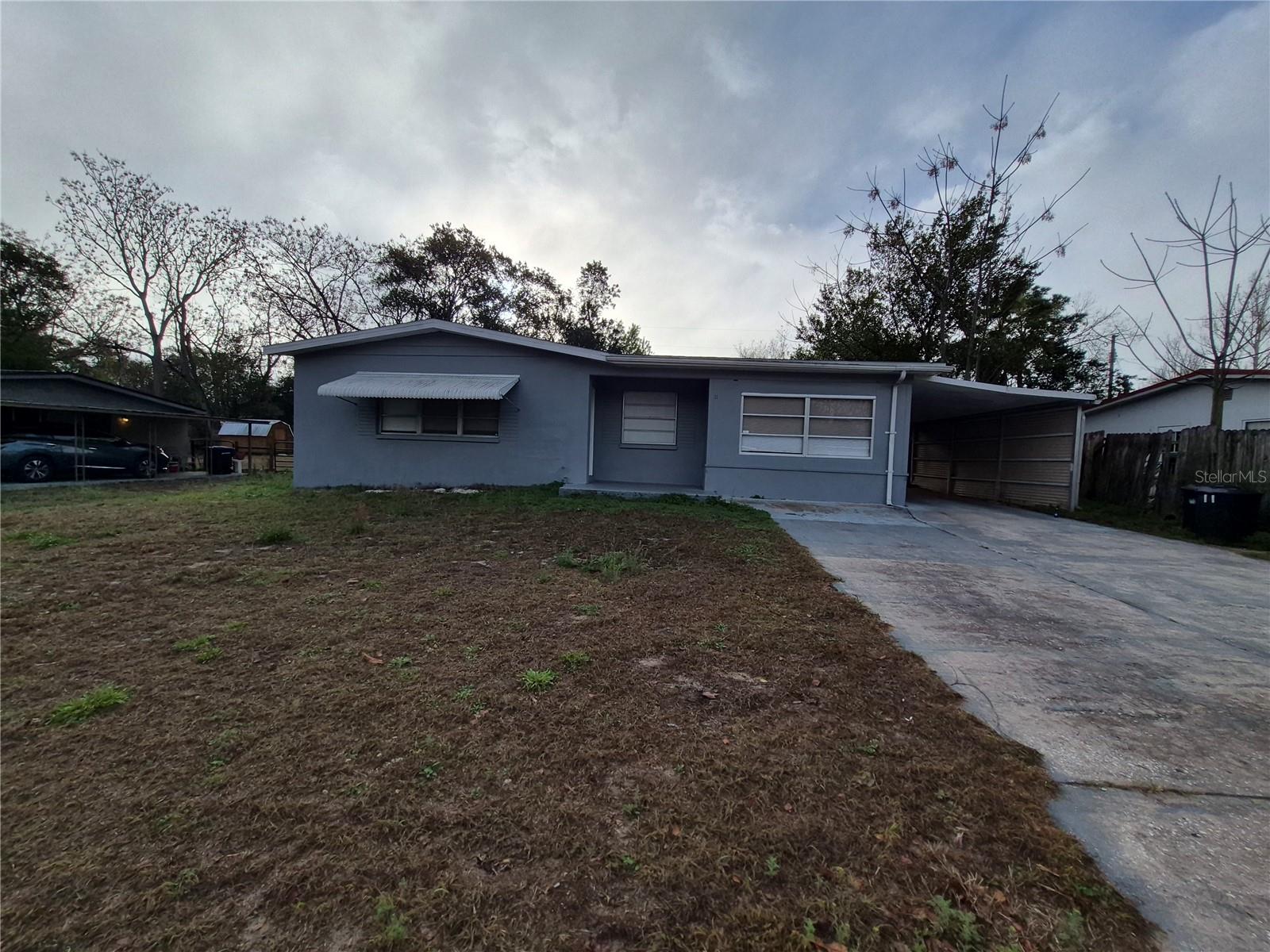 Photo 1 of 20 — 11 S BARBOUR STREET, BEVERLY HILLS, FL 34465