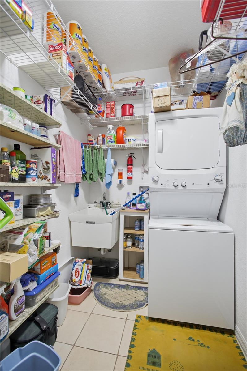 KINGSGATE PH 03 - Residential