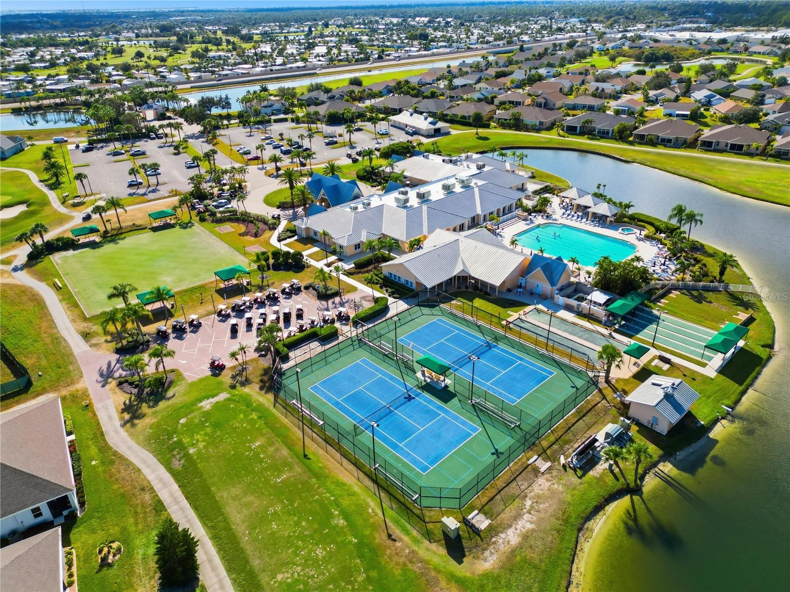 KINGSGATE PH 03 - Residential