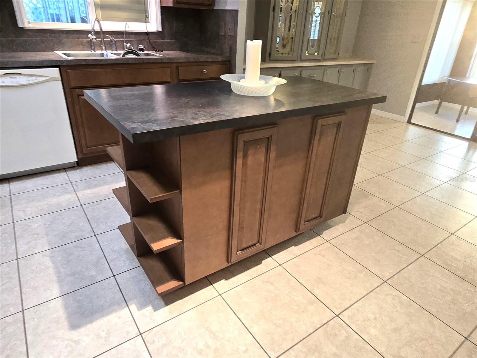 SWEETWATER GOLF & TENNIS CLUB ADD 01 - Residential