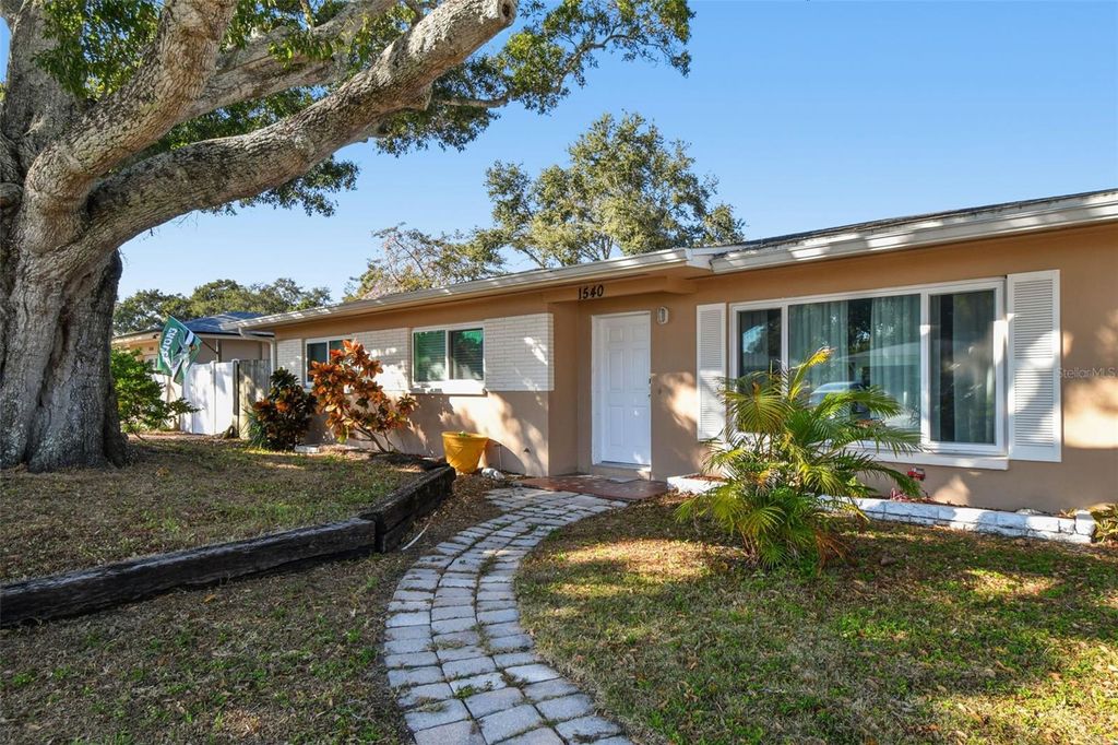 Photo of 1540 Lime Street, Clearwater, FL 33756 (MLS # W7880727)