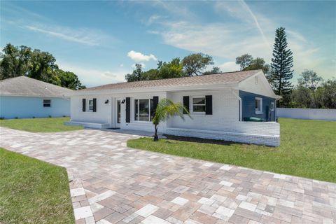 Single Family Residence in NEW SMYRNA BEACH FL 2554 GLENWOOD AVENUE 1.jpg