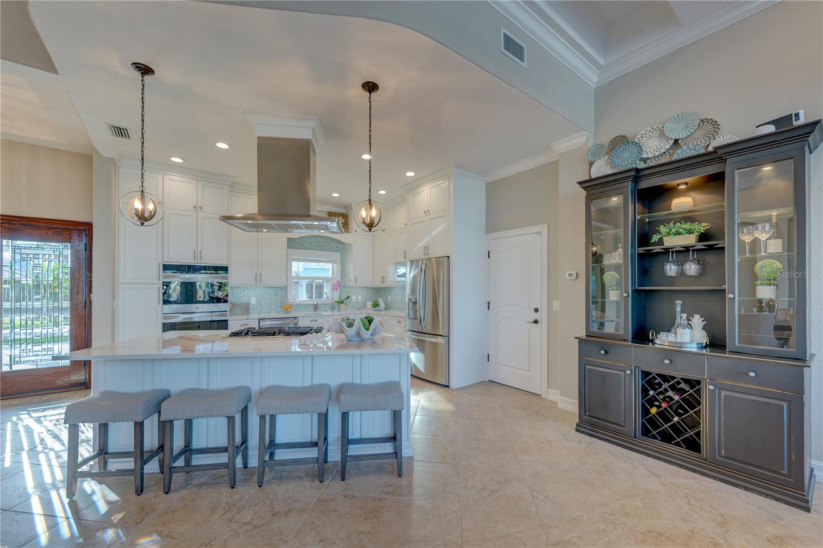 HARBOR VIEW VILLAS - Residential