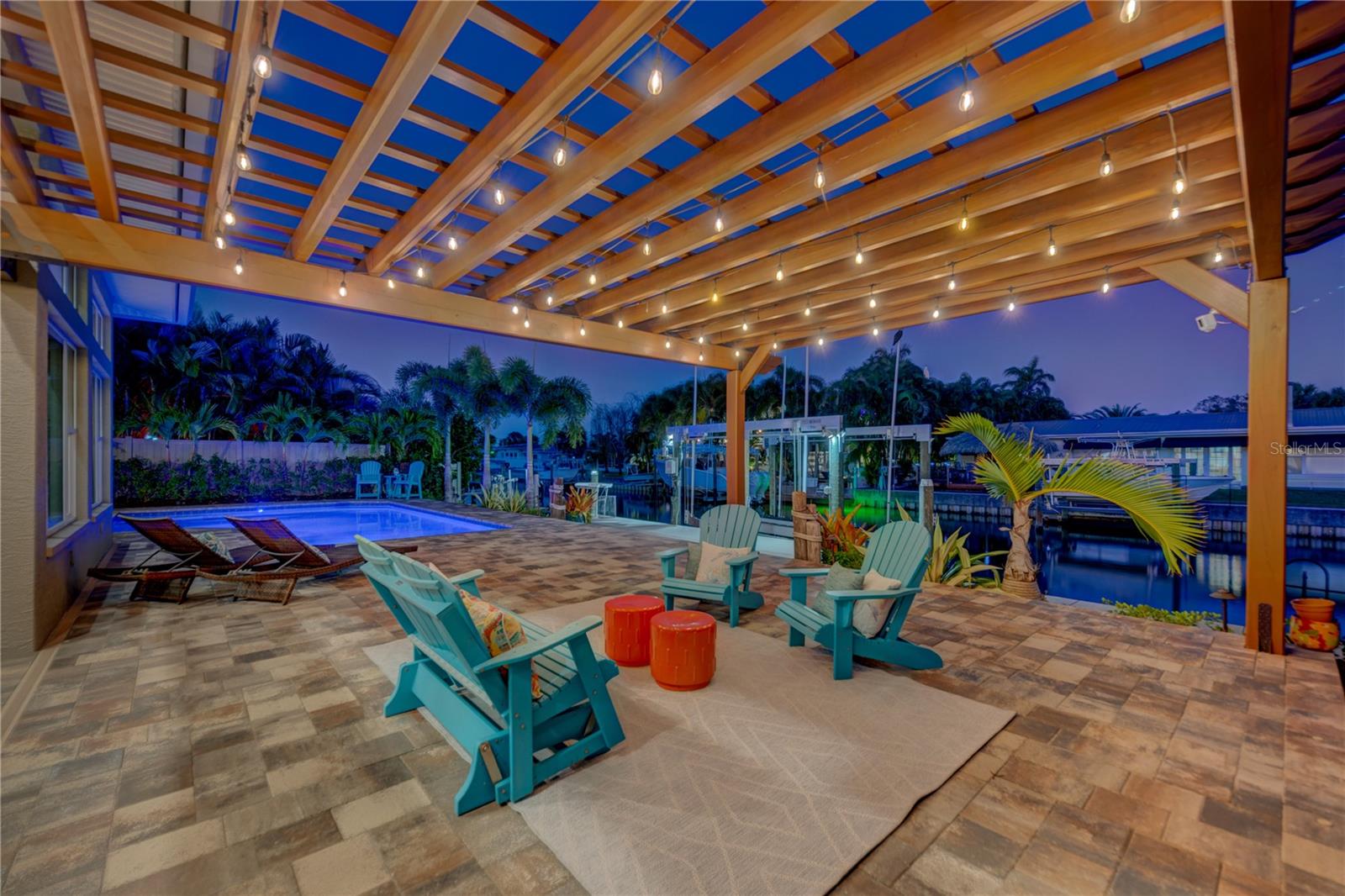 HARBOR VIEW VILLAS - Residential