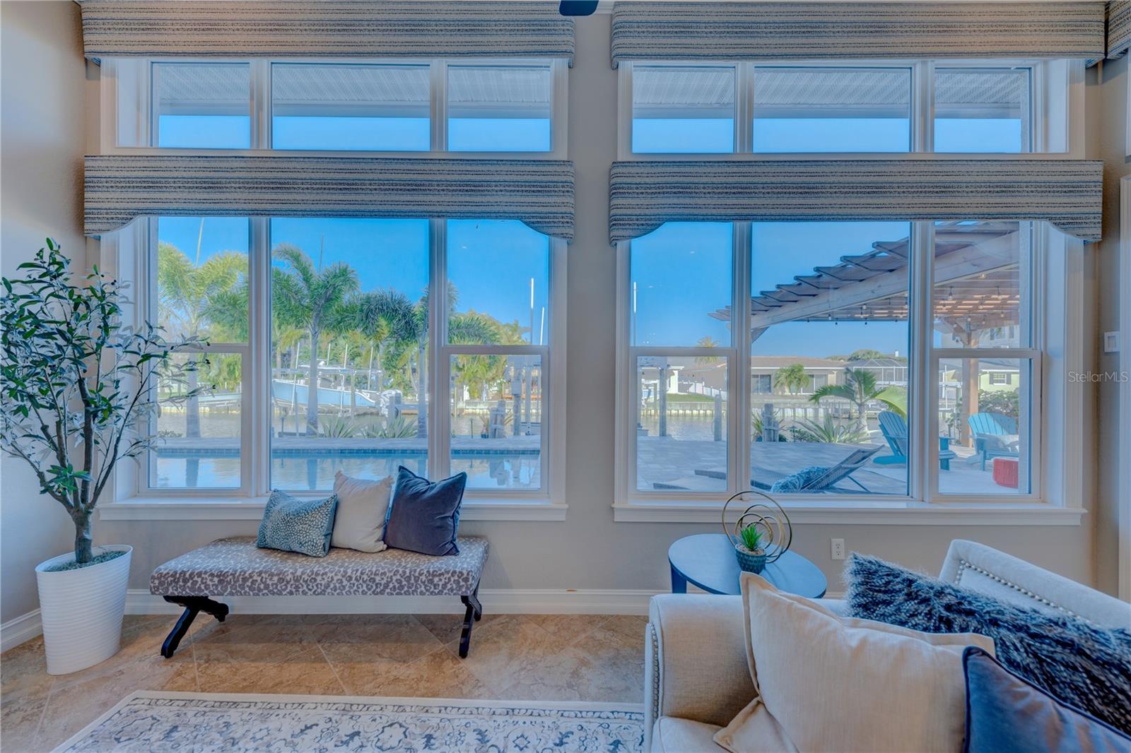 HARBOR VIEW VILLAS - Residential